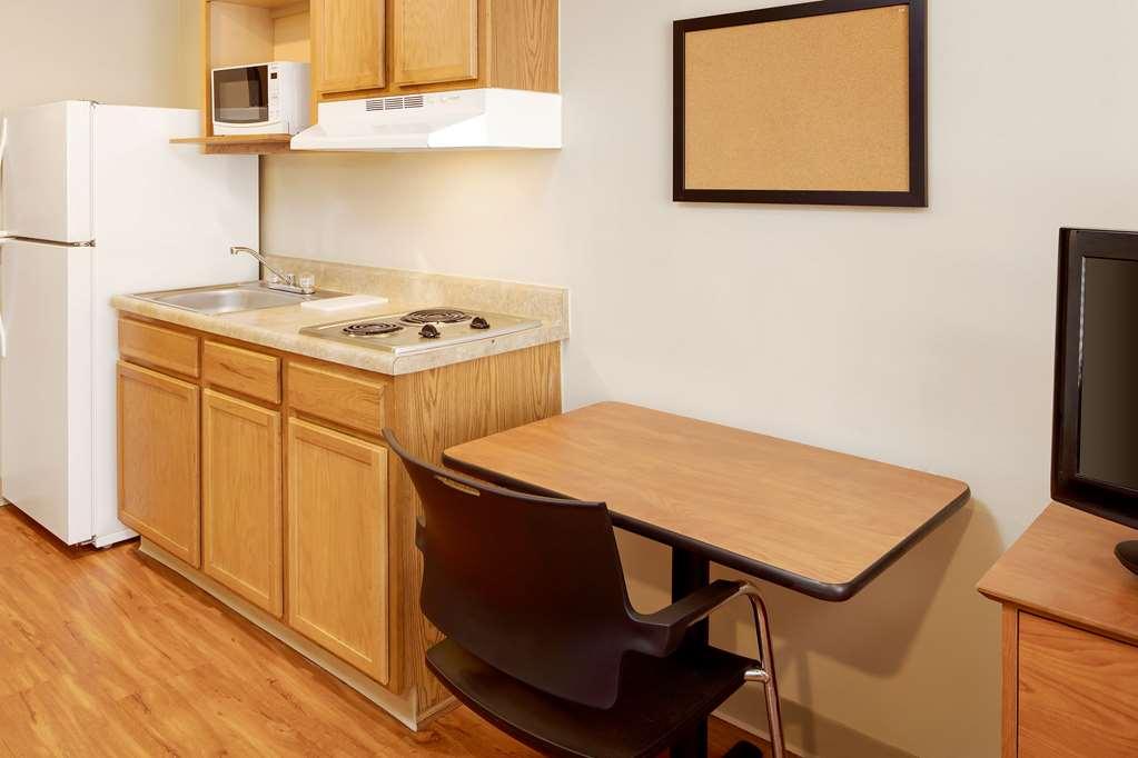 Extended Stay America Select Suites - Indianapolis - Greenwood Szoba fotó