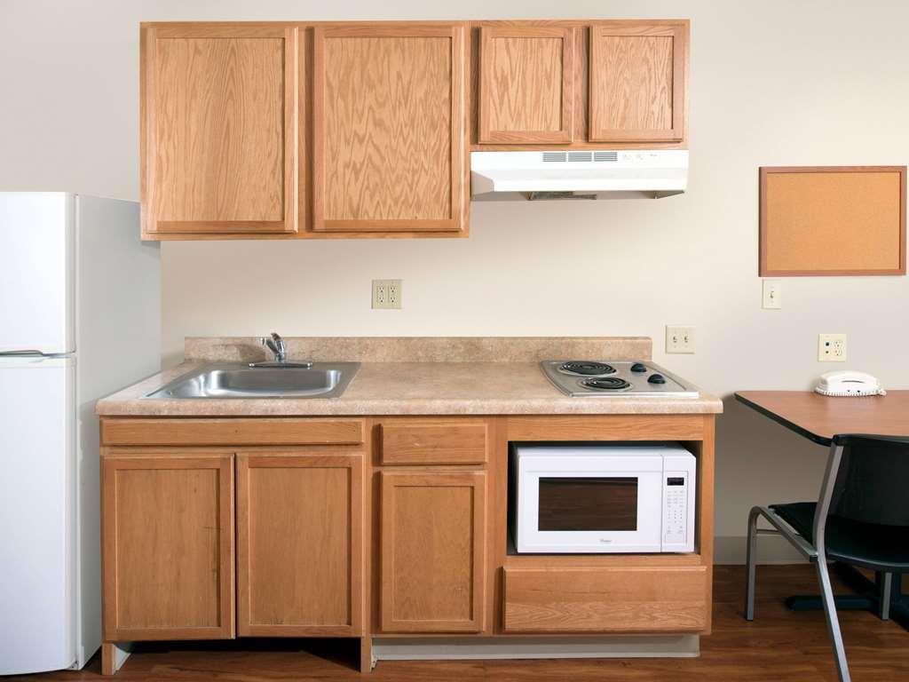 Extended Stay America Select Suites - Indianapolis - Greenwood Szoba fotó